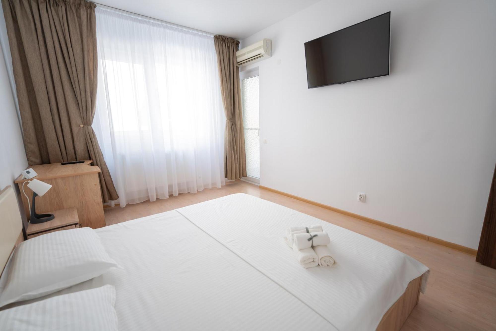 Hotel Studio Titan Бухарест Экстерьер фото